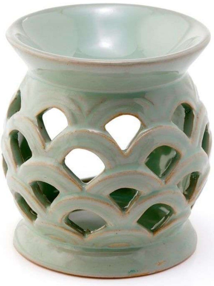 Scalloped oil burner - Simply Candles